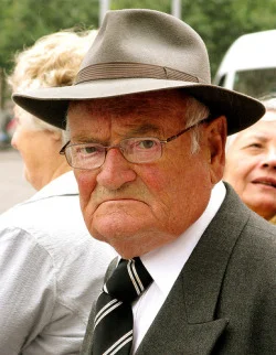 Angry-Old-Man.webp