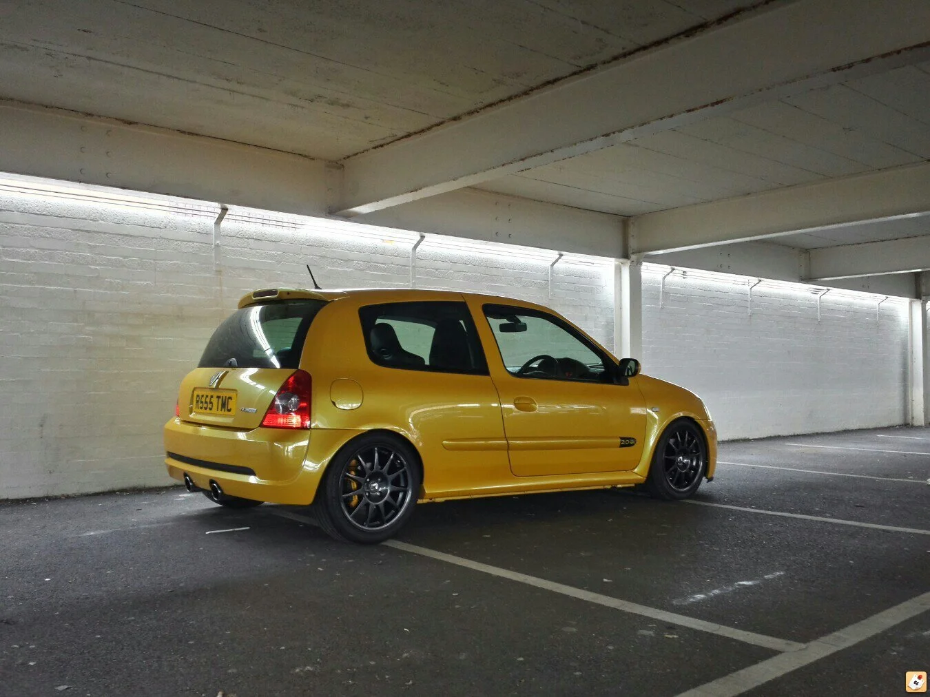 asaqy5eh.webp