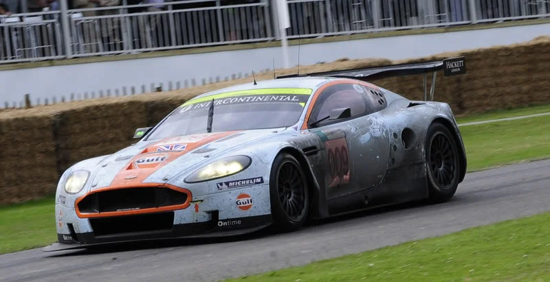 aston-001.webp