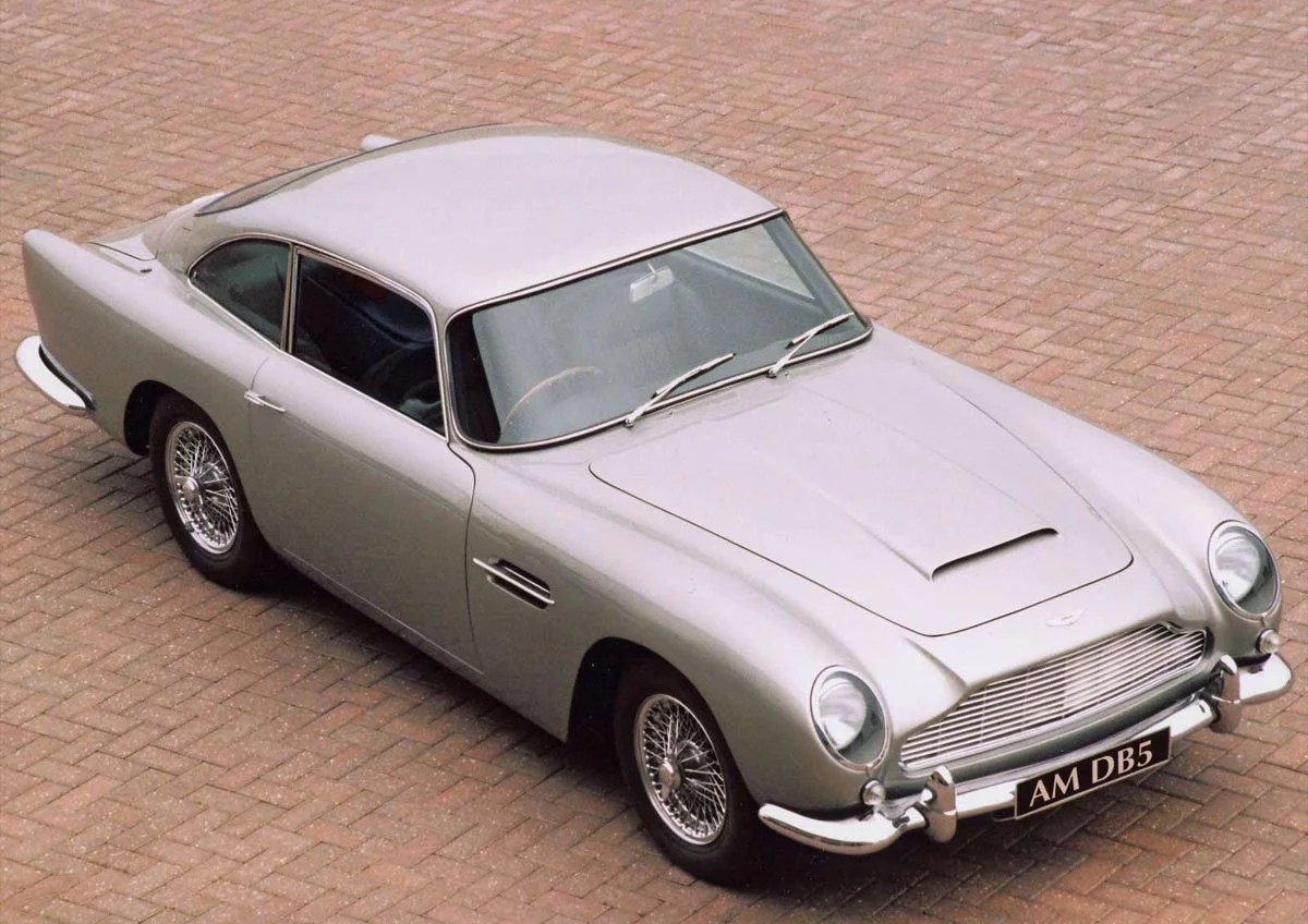 Aston-Martin-DB5-1963-wallpaper-03.webp