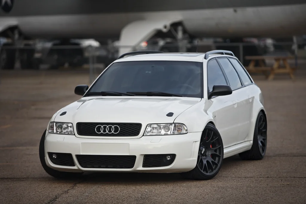 audi_b5_rs4.webp