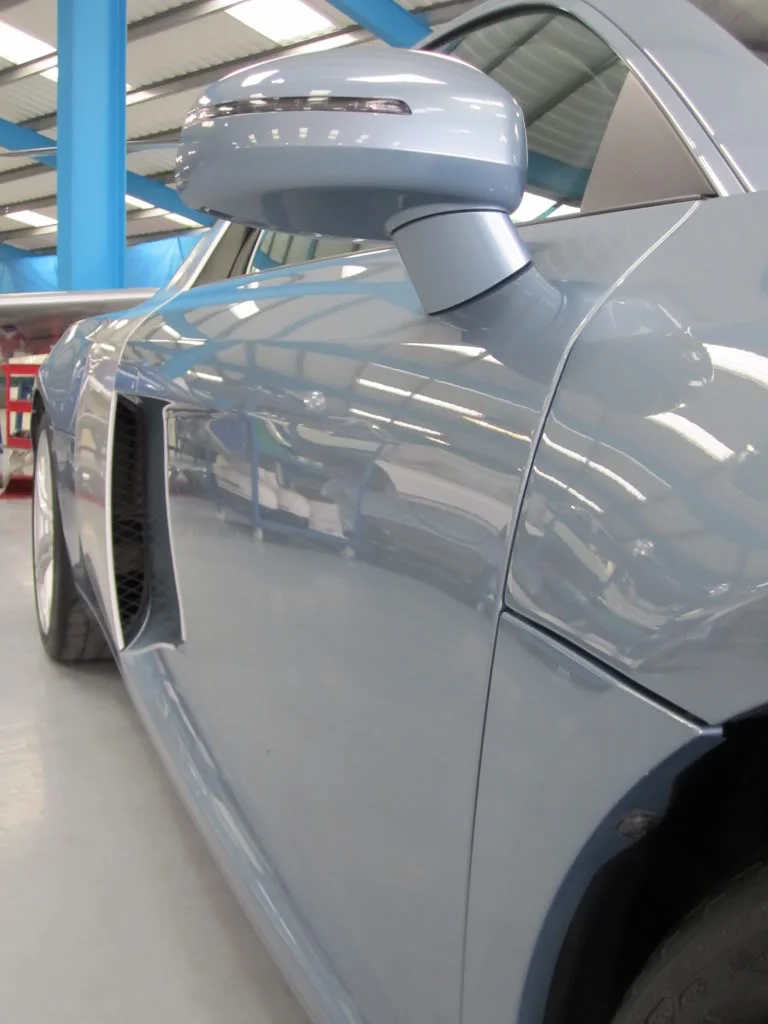 AudiR8169.webp