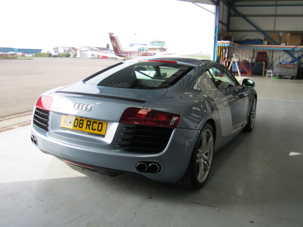 AudiR8181.jpg