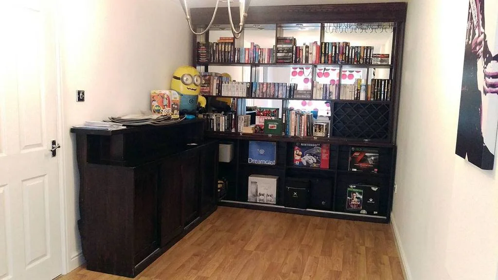bar-room_zpsmk22setb.webp