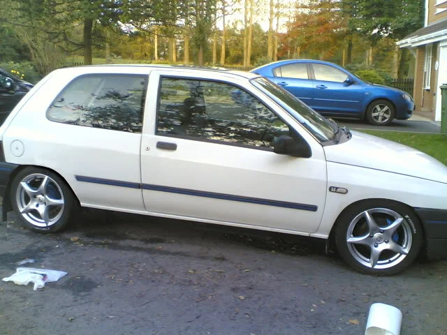 barrywhite.webp