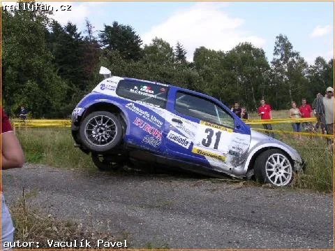 barum04crash.webp