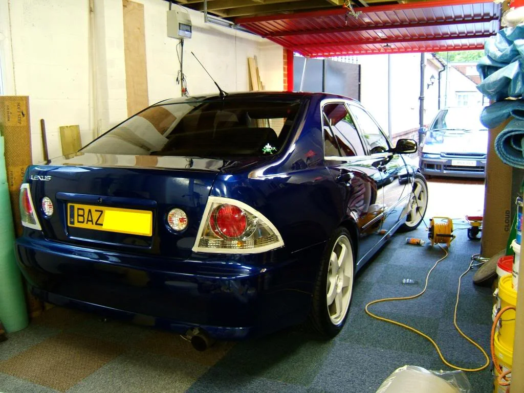bazlexus001.webp