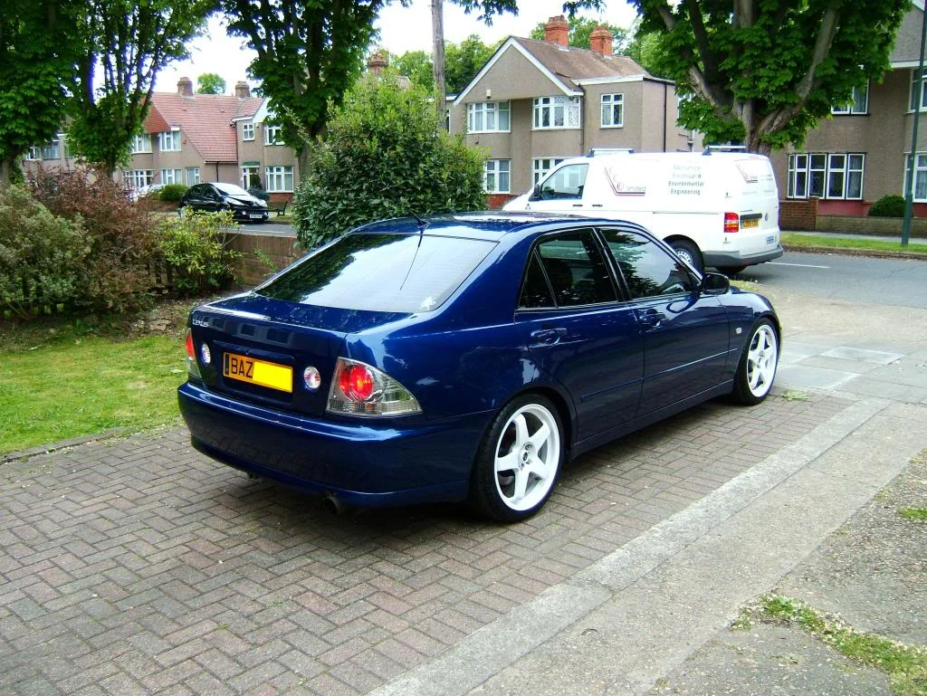 bazlexus014.webp