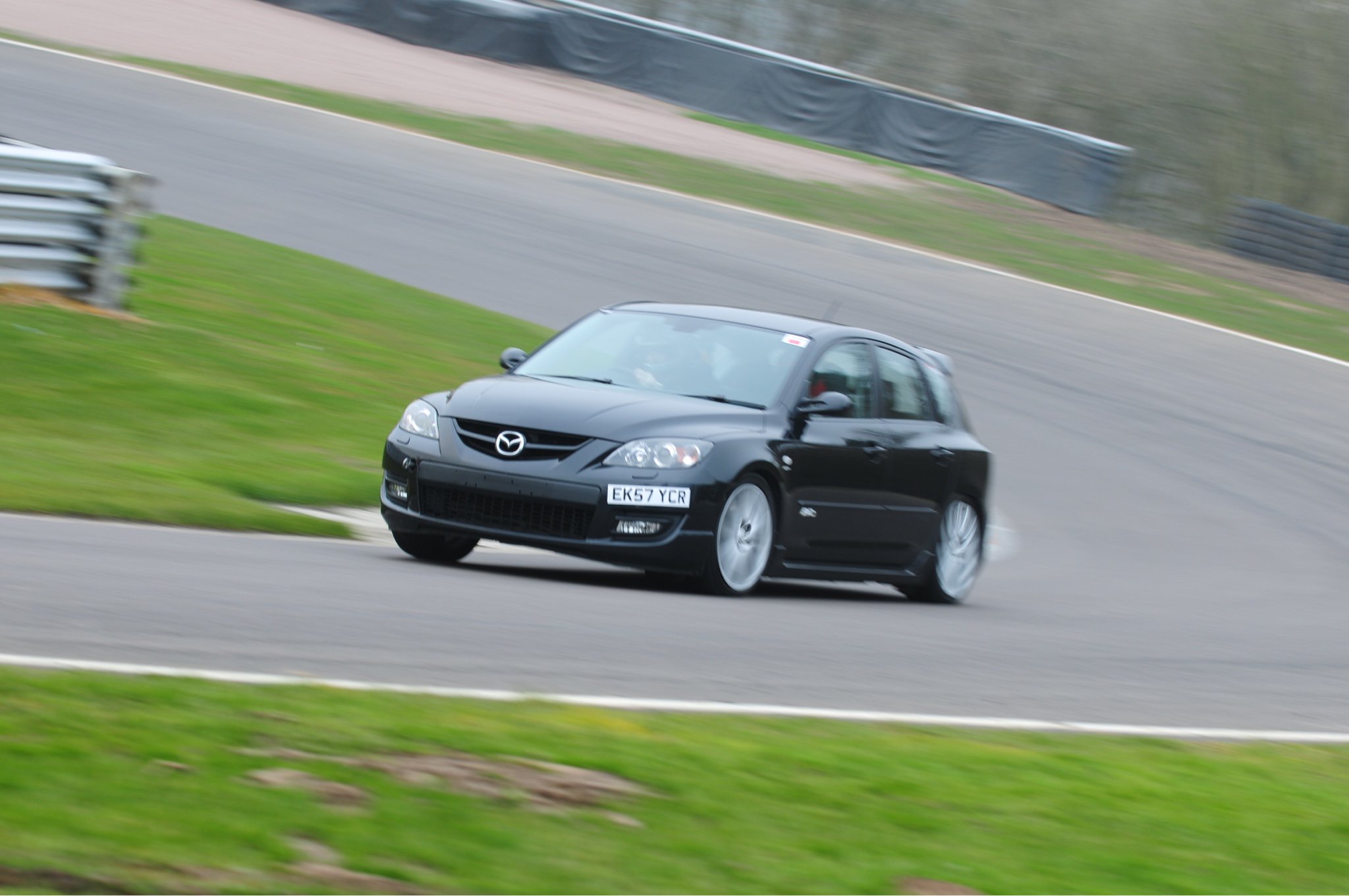 bcdb012763cc661219fc08e5ca80b13a.jpg
