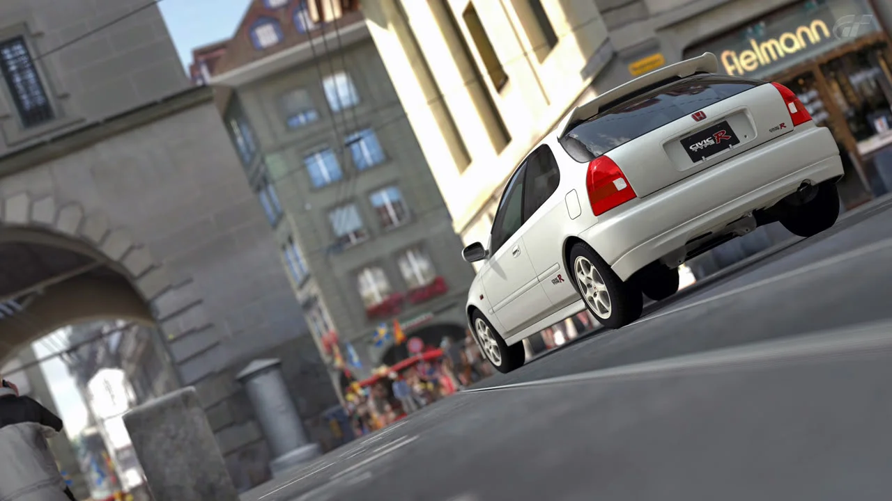 Bern-MarketStreet.webp