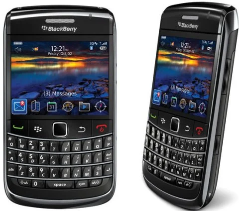 blackberry-bold-9700-FILEminimizer.webp
