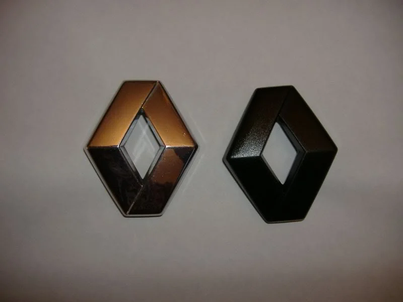 blksilvbadges.webp