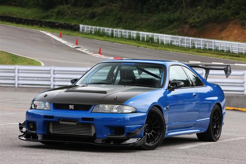 blue-r33-1.jpg