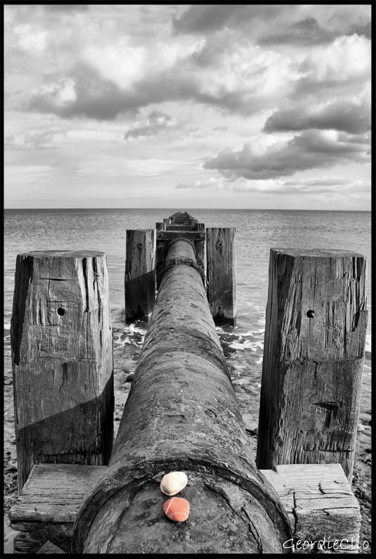Blythbeachpipeblackandwhite.webp