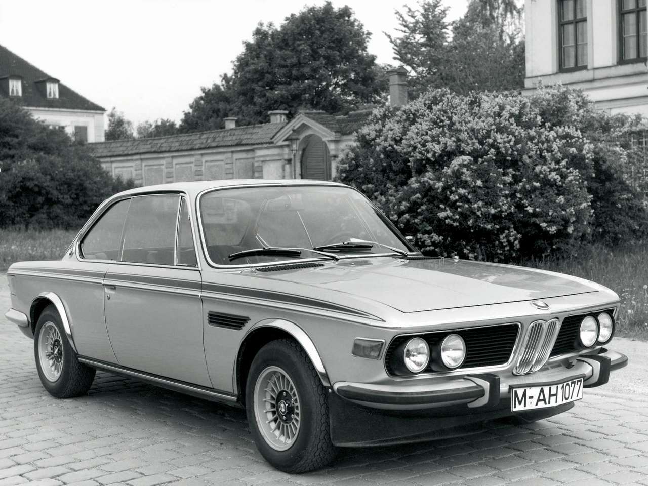 BMW-3_0_CSL_1971_1280x960_wallpaper_01.jpg