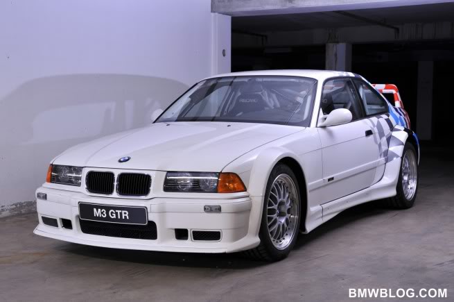 BMW-M-secret-garage-7-655x435-1.jpg