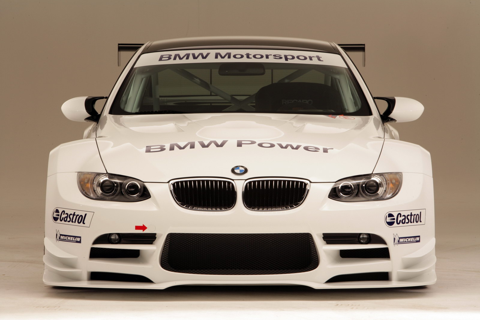bmw-m3-race-version-hr-01.jpg