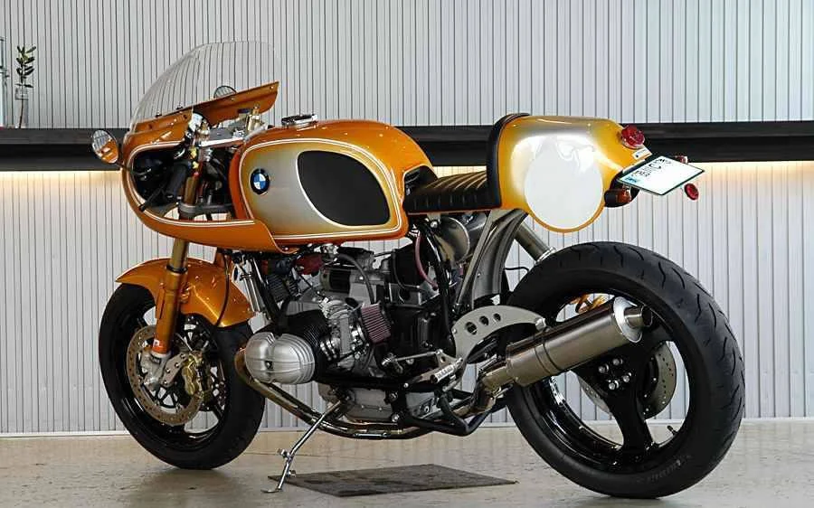 bmw-ritmo-sereno-r100rs.webp