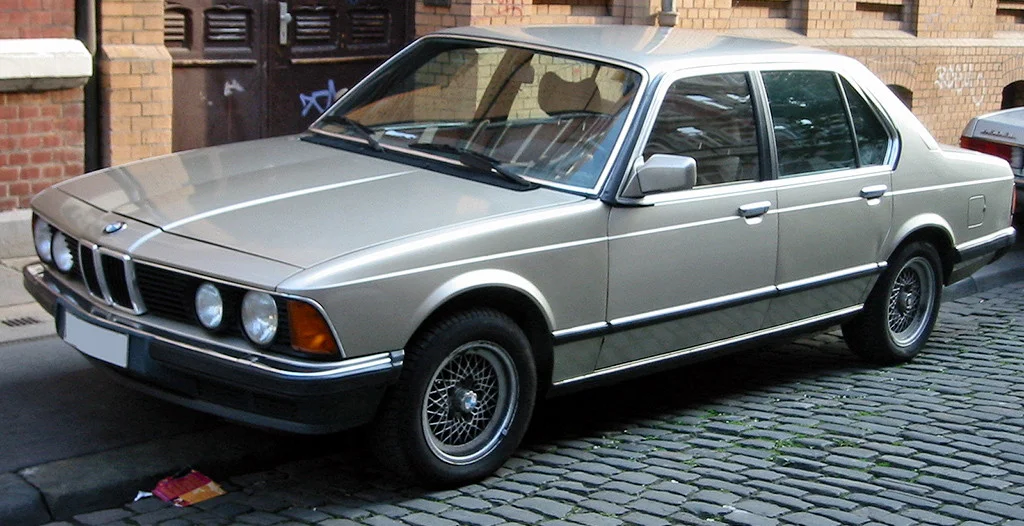 Bmw_e23_v_sst.webp