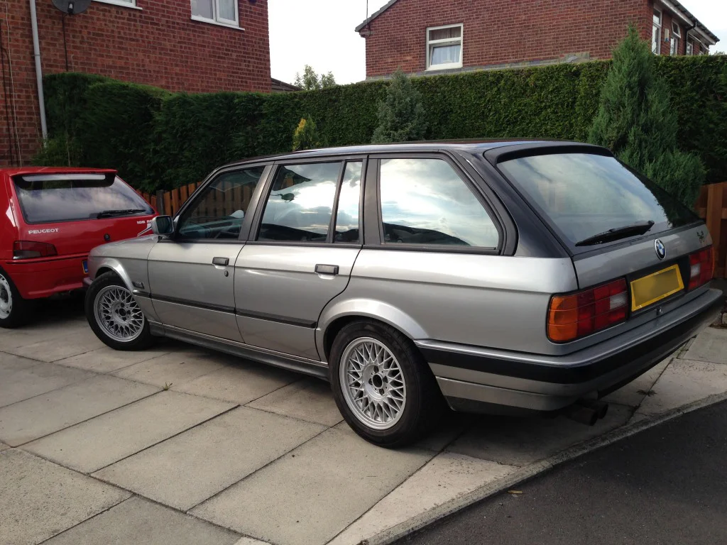 BMWE30325i024_zpse55a9118.webp