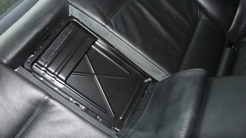 BMWinterior010.jpg BMWinterior010.jpg