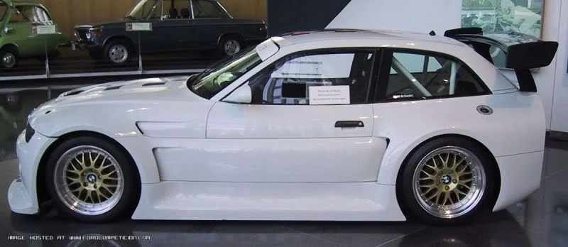BMWMCoupeRacing03.webp