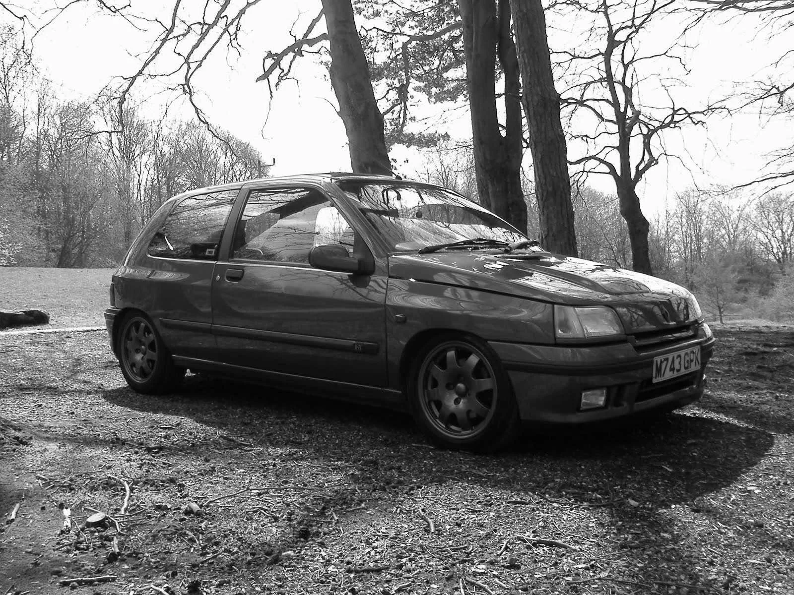 br5blkwhite.webp