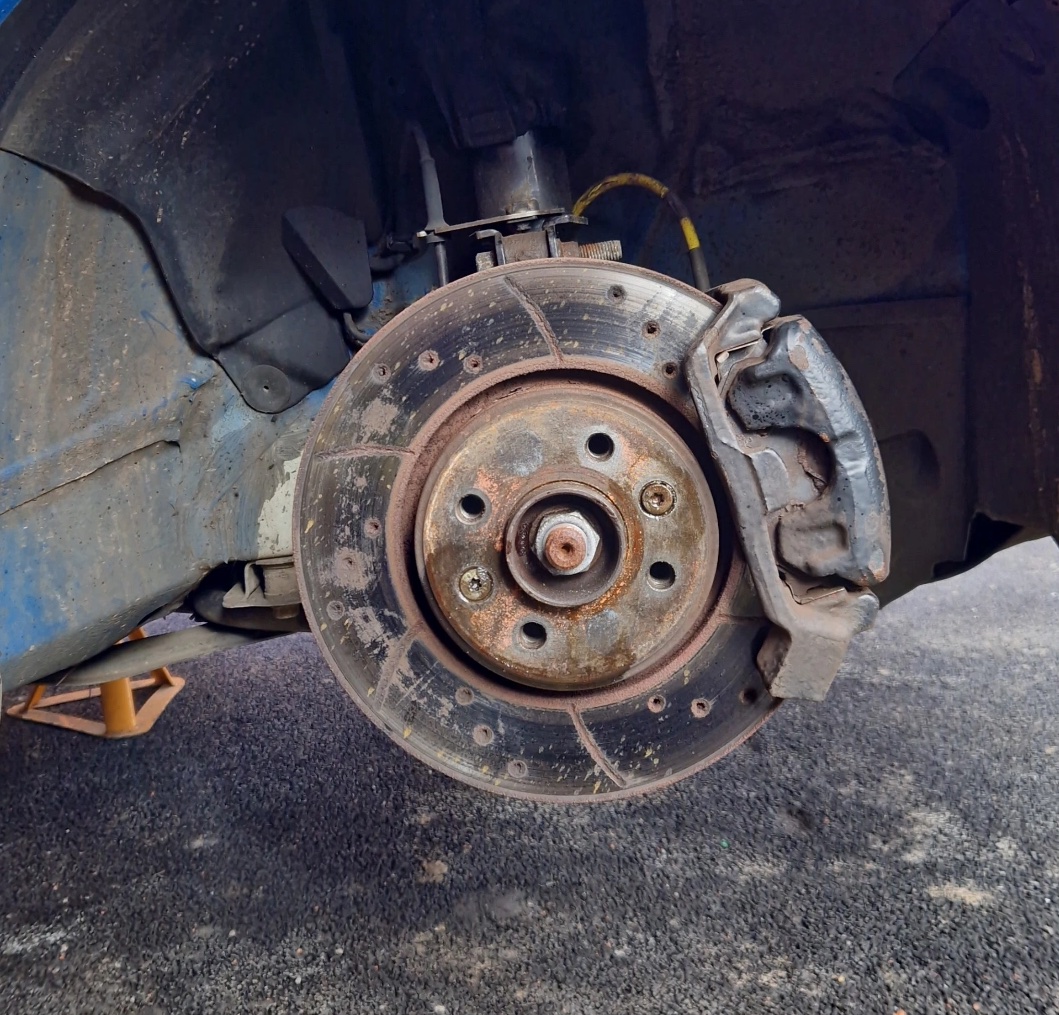 Brakes before.jpg