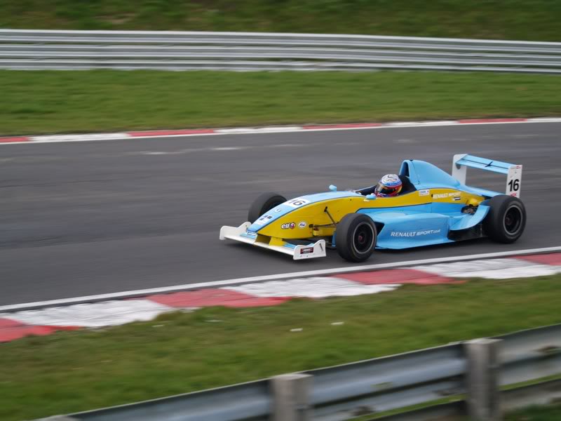 BrandsHatch113.jpg