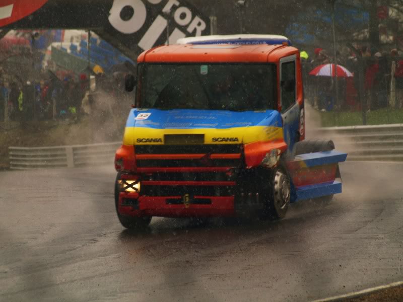 BrandsHatch72.jpg