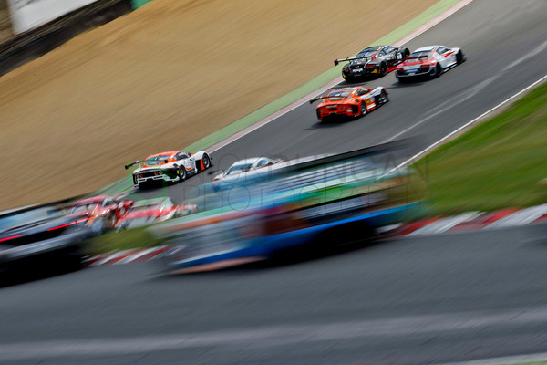 BRITISH_GT_BRANDS_HATCH_2013-1957-L.jpg