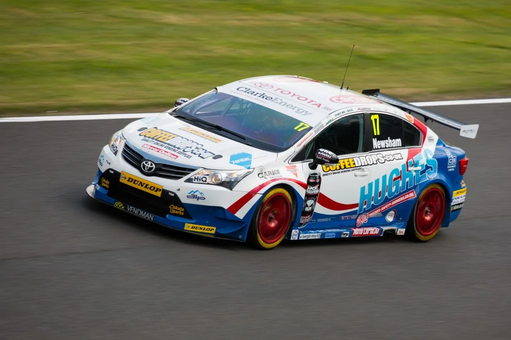 btcc-oulton-track-17-1024x683-51bc2f658c49c.webp