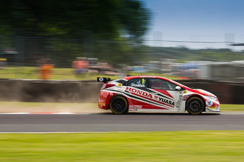 btcc-oulton-track-4-1024x683-51bc2f398a25c.webp