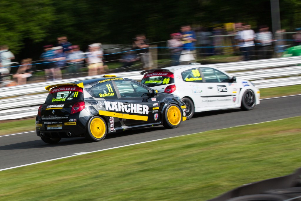 btcc-oulton-track-6-1024x683-51bc2f3d2688a.jpg