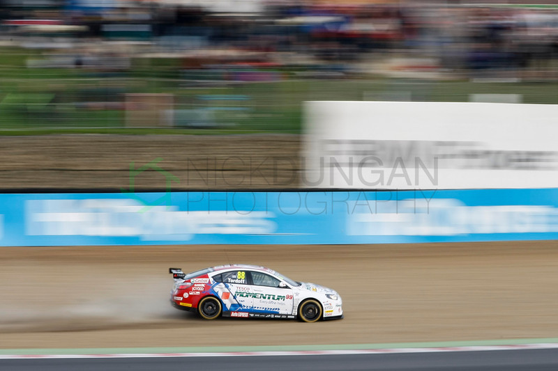 BTCC_BRANDS-HATCH-GP_2013-0196-L.jpg