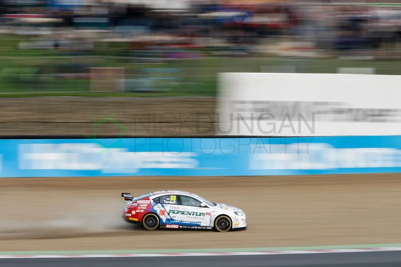 BTCC_BRANDS-HATCH-GP_2013-0196-L.webp