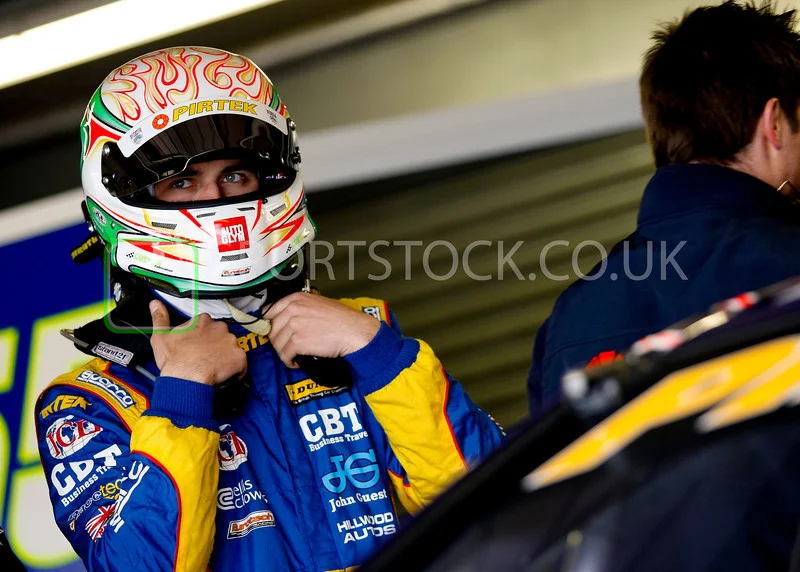 BTCCDONINGTON2012-0567-L.webp
