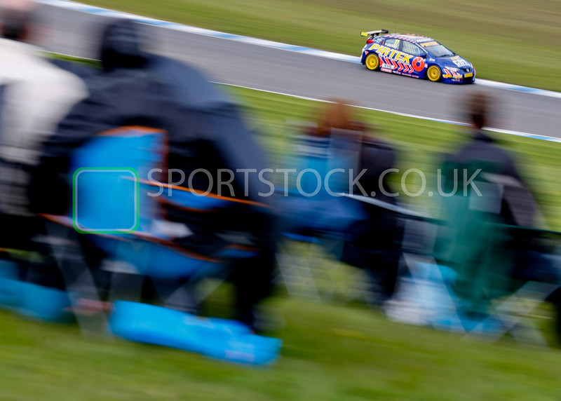 BTCCDONINGTON2012-0796-L.jpg