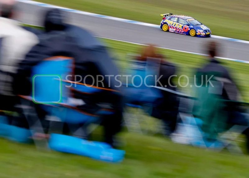 BTCCDONINGTON2012-0796-L.webp