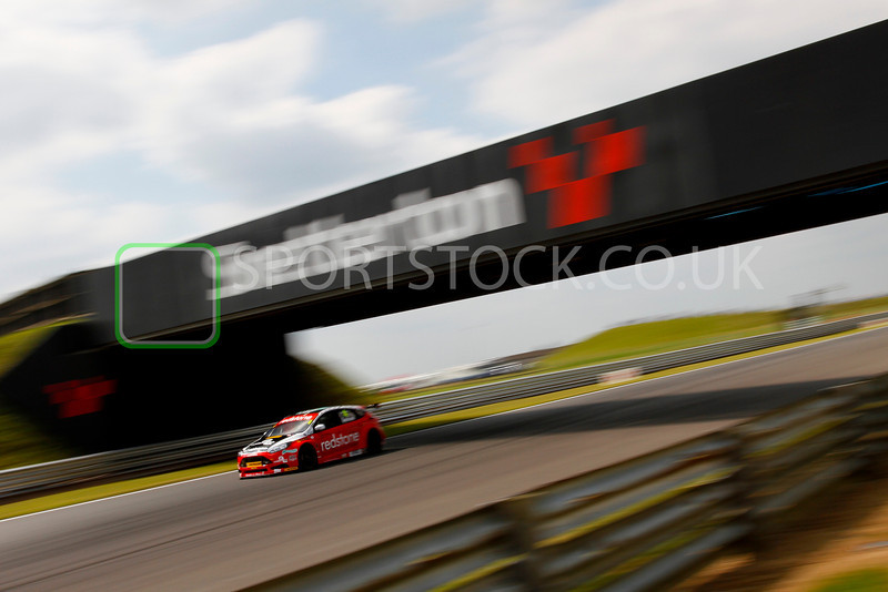 BTCCSNETTERTONSATURDAY2012-L.jpg BTCCSNETTERTONSATURDAY2012-L.jpg