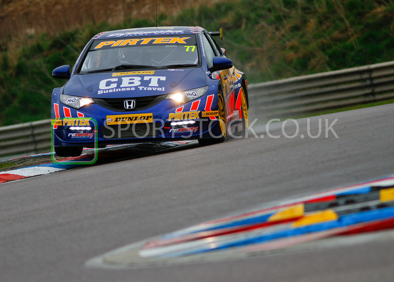 BTCCTHRUXTON2012-1473-L.jpg BTCCTHRUXTON2012-1473-L.jpg