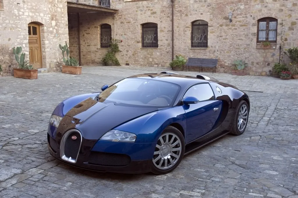 bugatti-veyron-18650190462311517390.webp