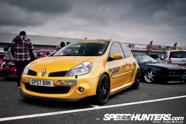 BUMBLEBEE.webp