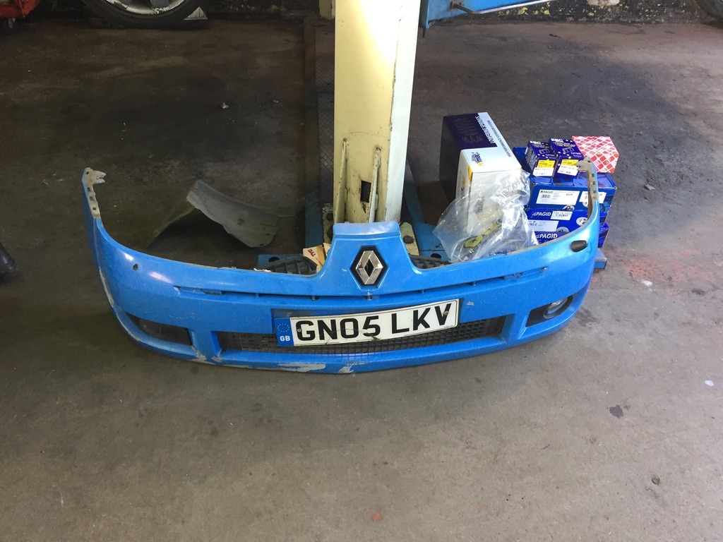 bumper%20and%20parts_zpsulkagkfs.jpg