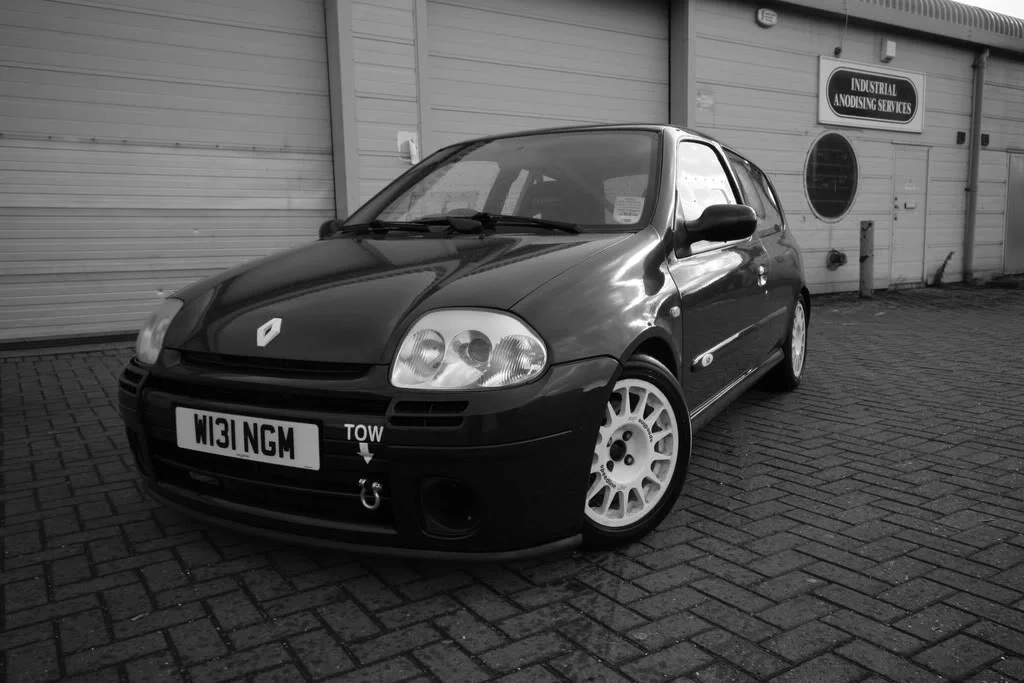 Bw.webp
