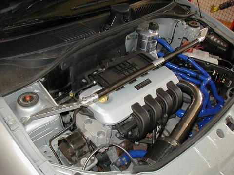 c2_carbonbrace_1.webp