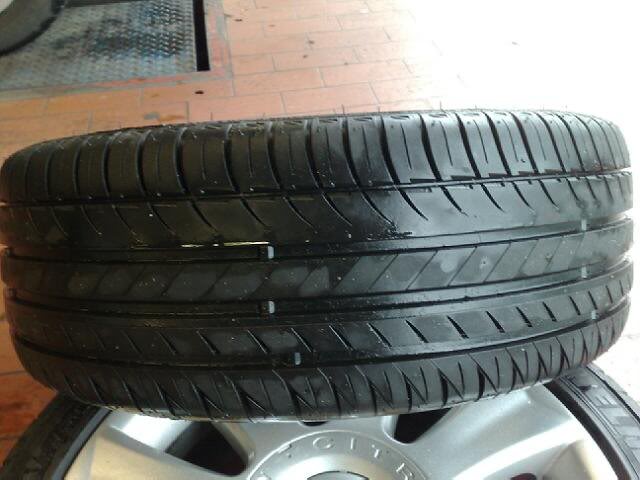 C2Wheels2.jpg
