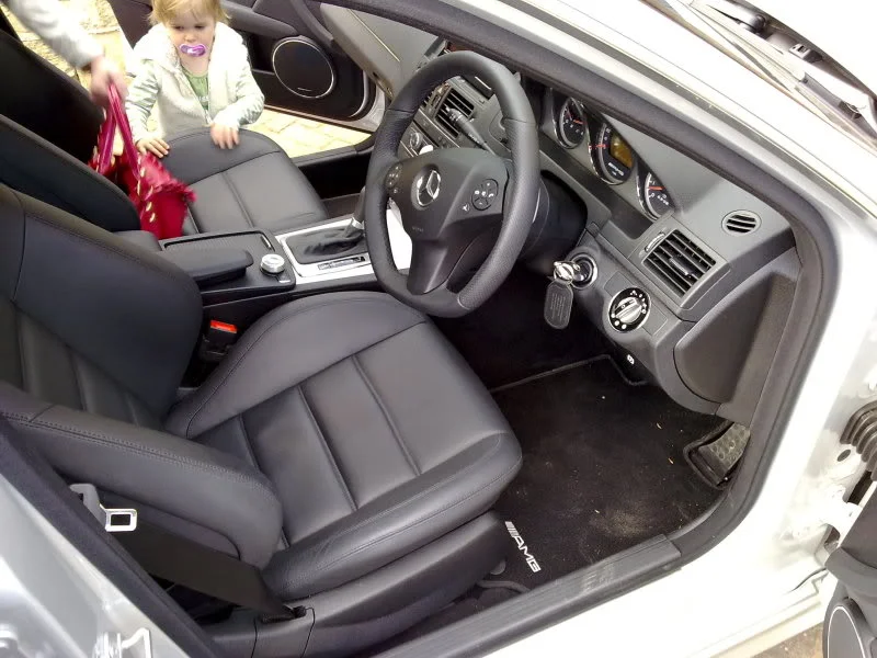 C63AMG003.webp