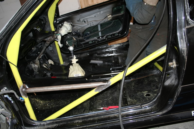 cagewelded095.jpg
