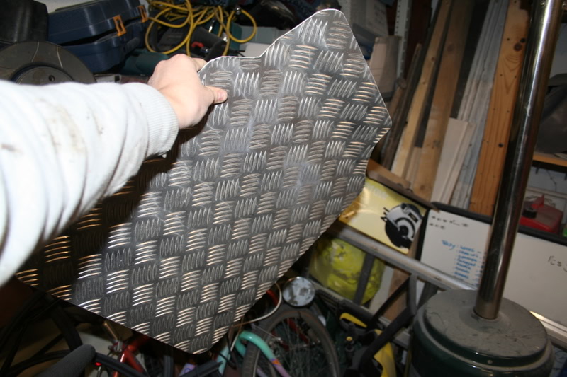 cagewelded104.jpg